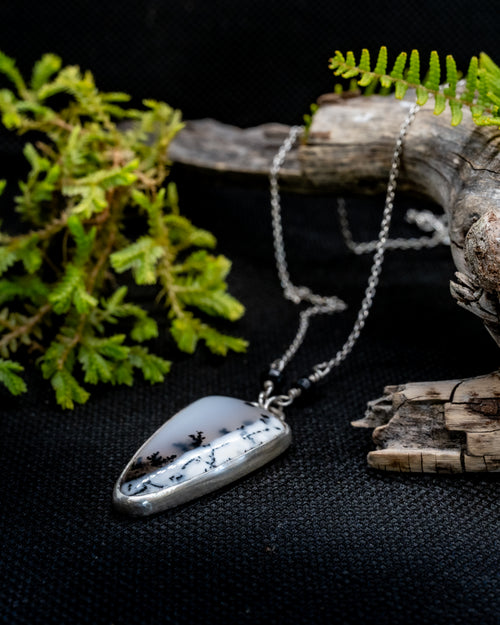 Dendritic Agate Pendant Necklace