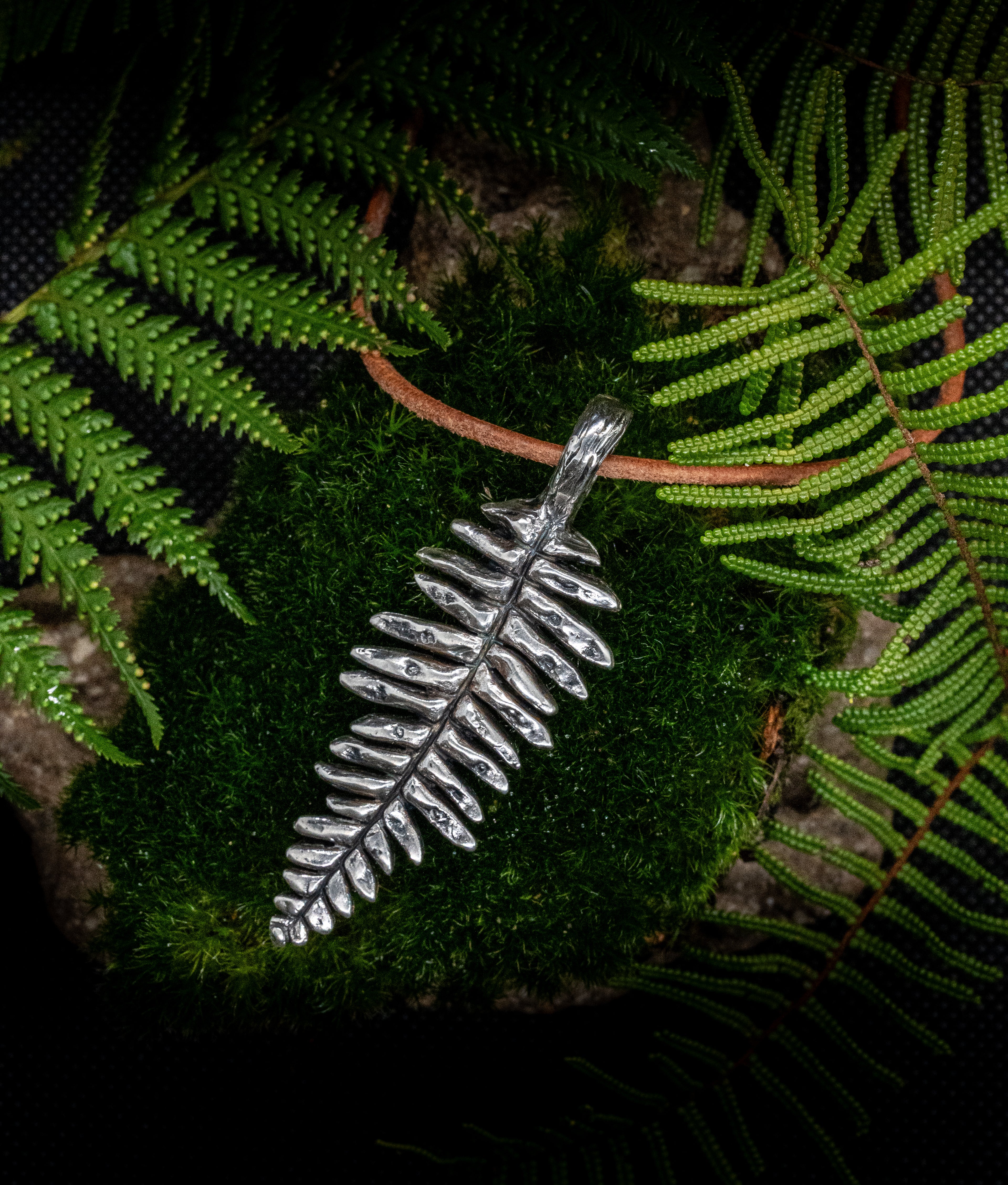 Spreading Fan Fern Pendant