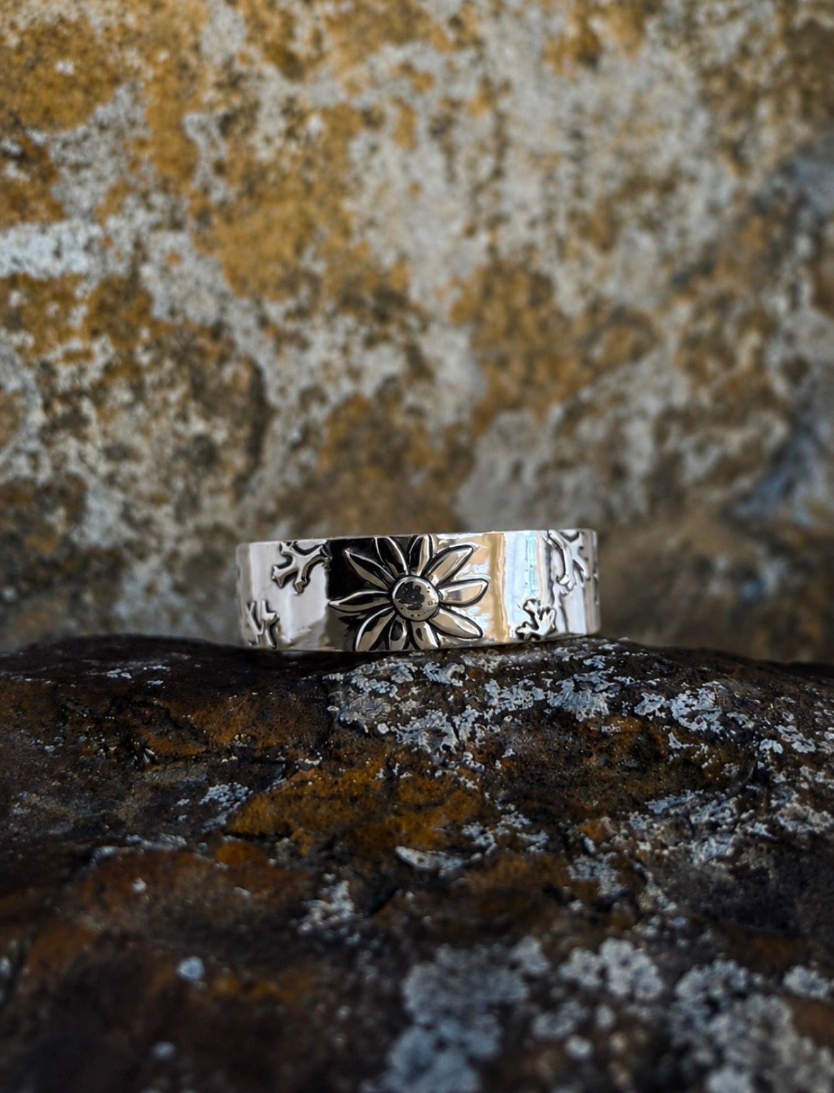 Bush Pixie Flannel Flower Cuff Bracelet